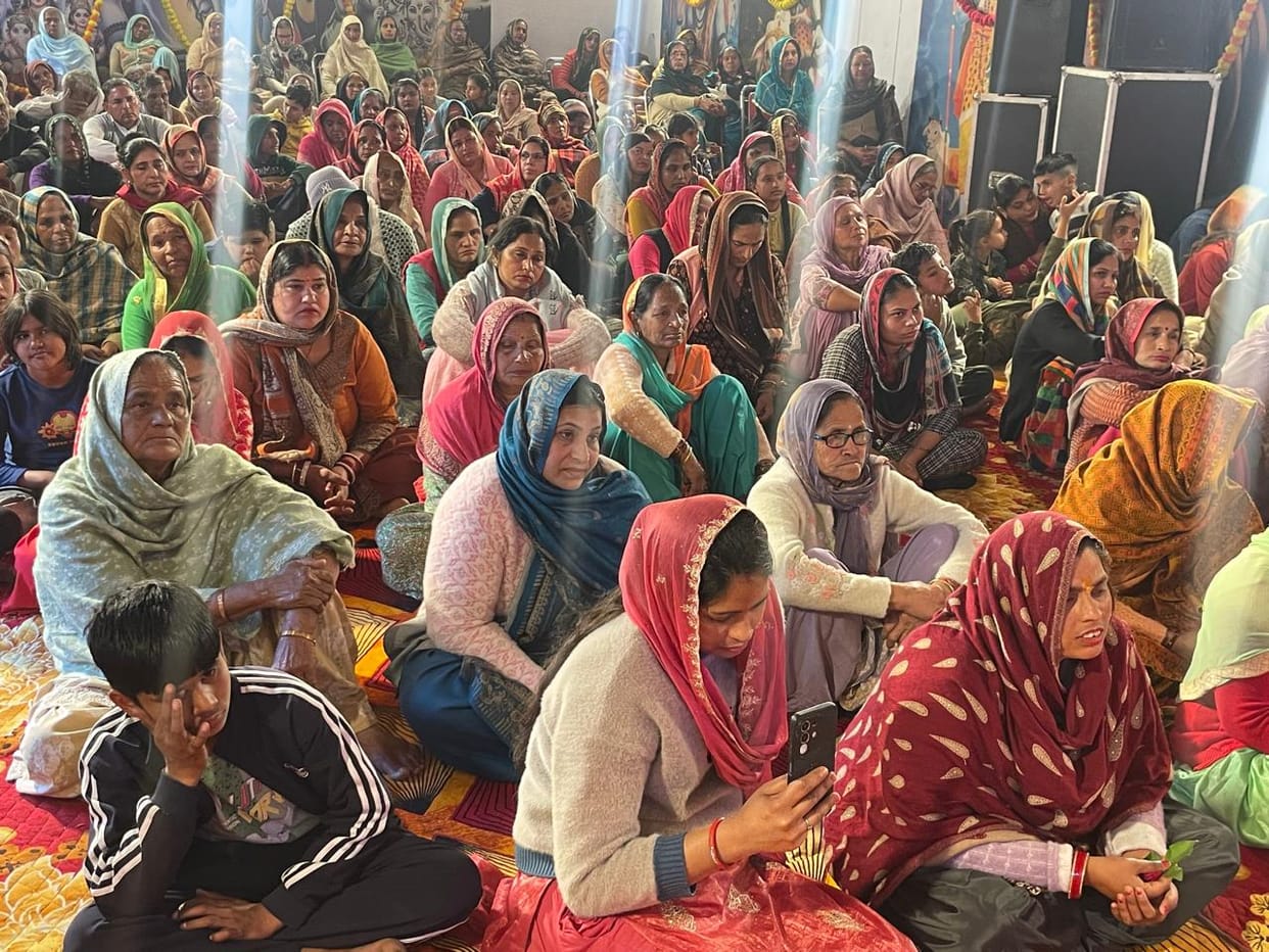 Message of introspection and good deeds given to the devotees