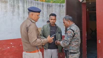 Bihar Police busted racket  arrested three women and three men in vaishali