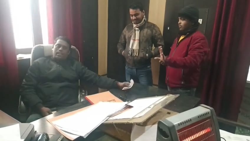 Video of district coordinator taking money from contractor in BSA office goes viral