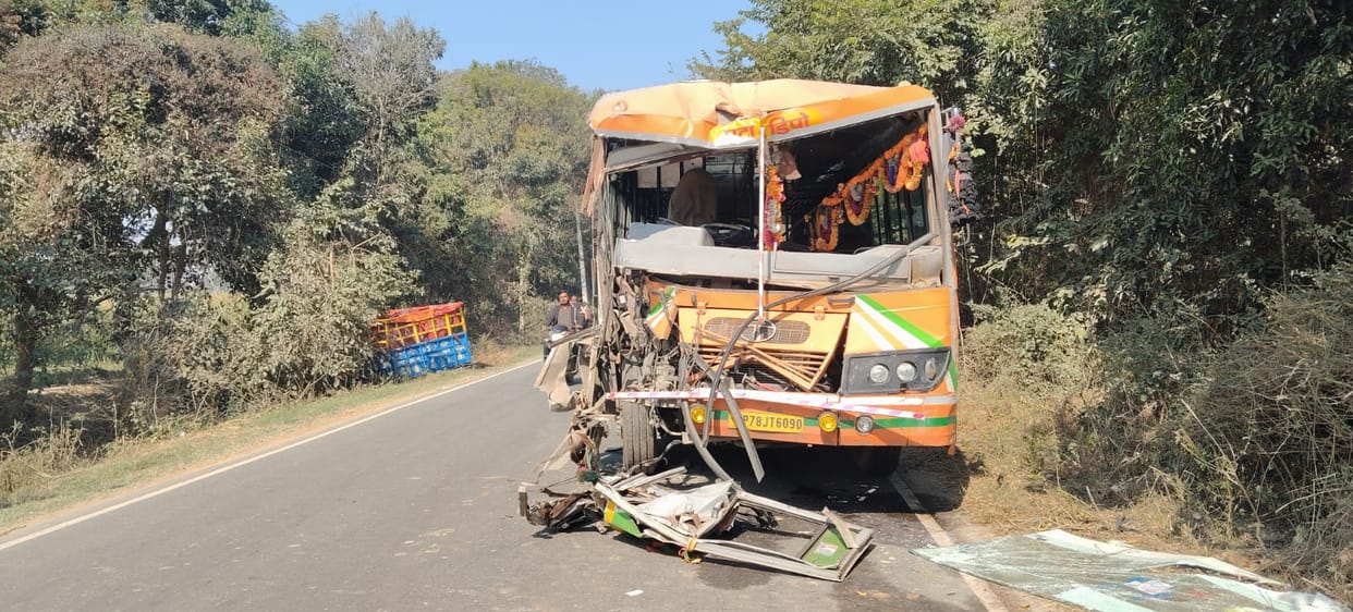 Tractor-trolley and roadways bus collide, driver injured
