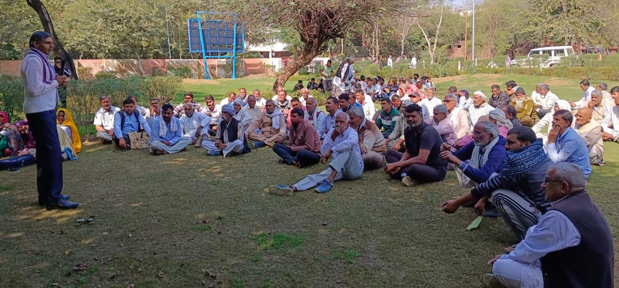 Farmers affected by HT line held a grand panchayat