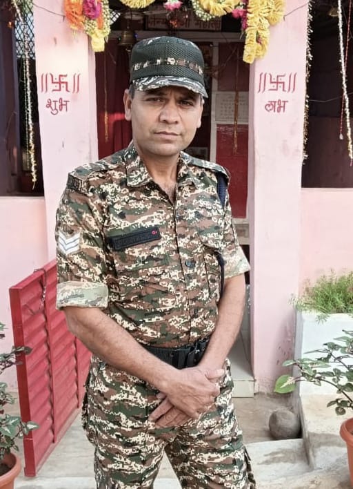 CRPF jawan commits suicide