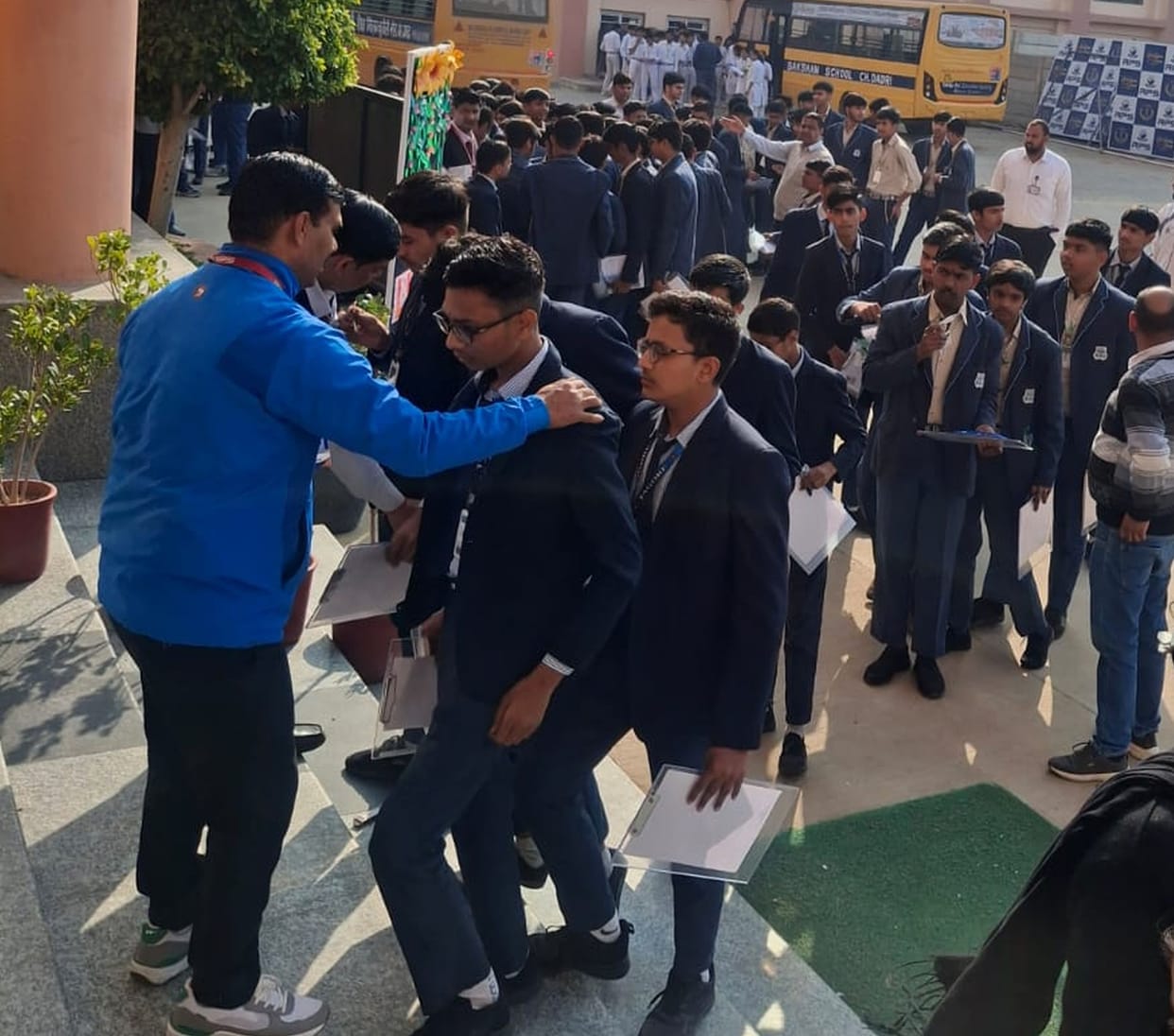7,616 students appeared for the Class 10 CBSE Mathematics exam.