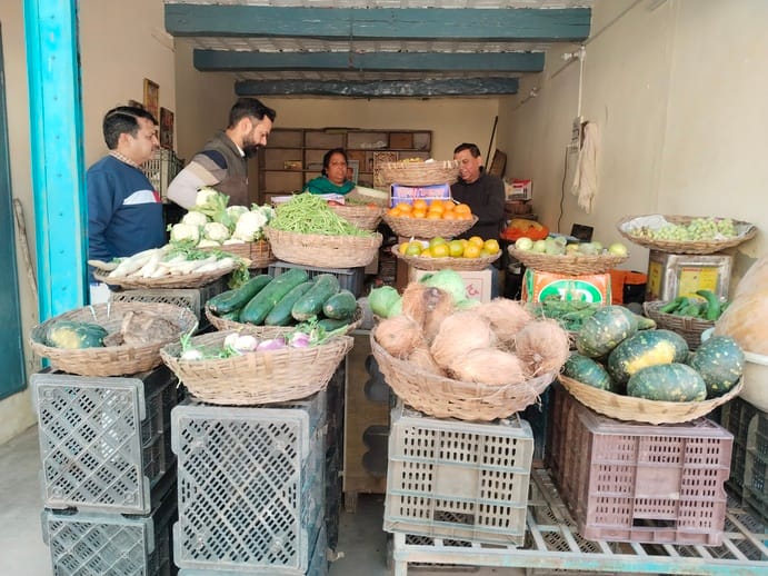Surprise inspection of shops in Haripur market, instructions to display rate list