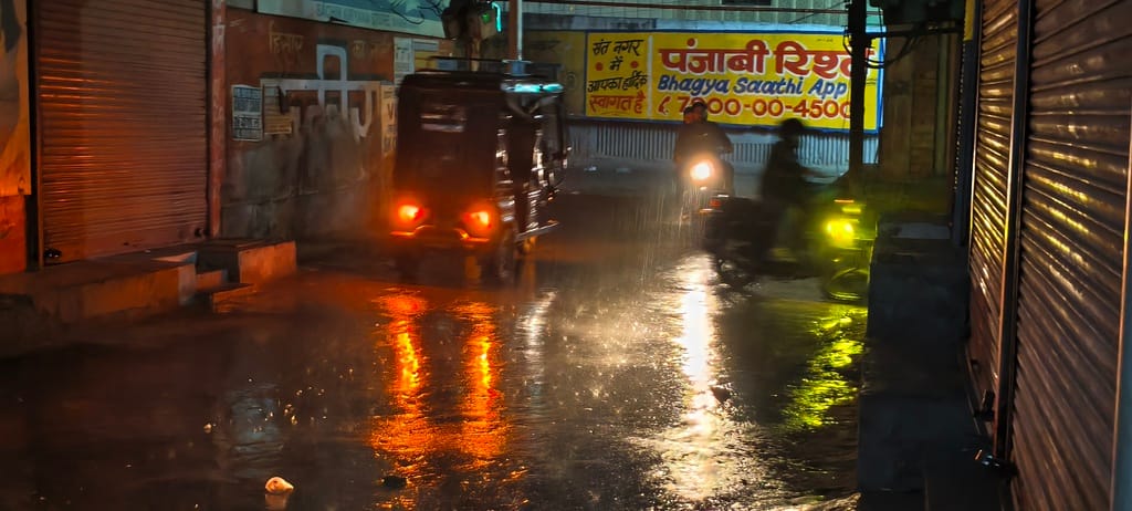 Clouds during the day, drizzle at night
