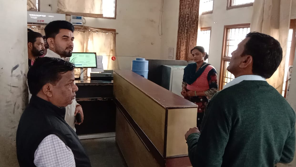 SDM inquired about the reality of the registry process at E-Disha Center, Ratia