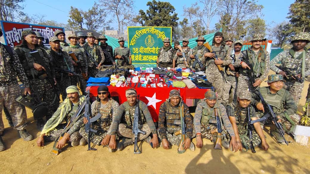 नक्सली डंप बरामद