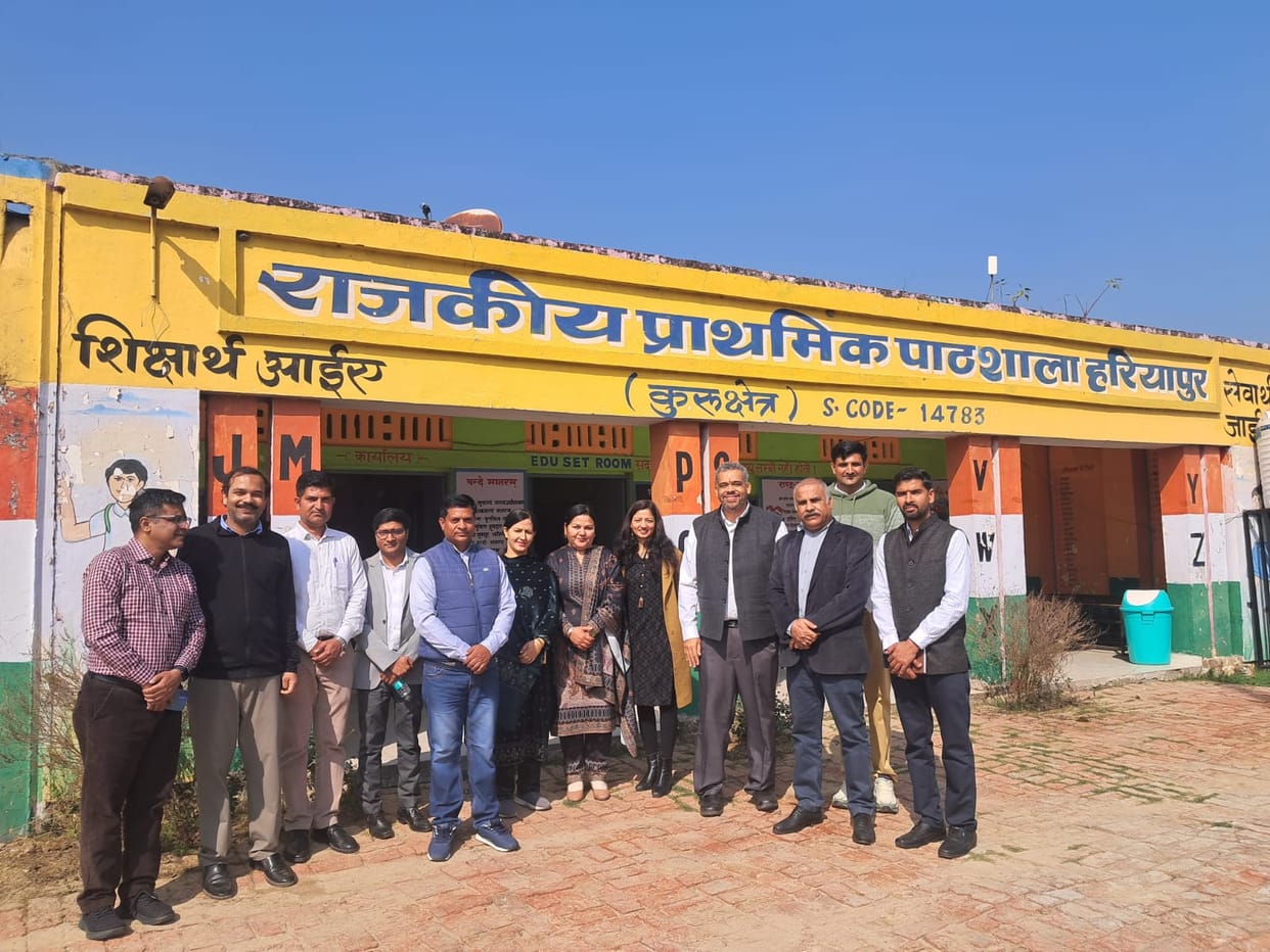 International team inspects multigrade teaching experience