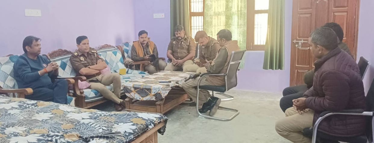 Former state president and district president of Congress were put under house arrest by the police.