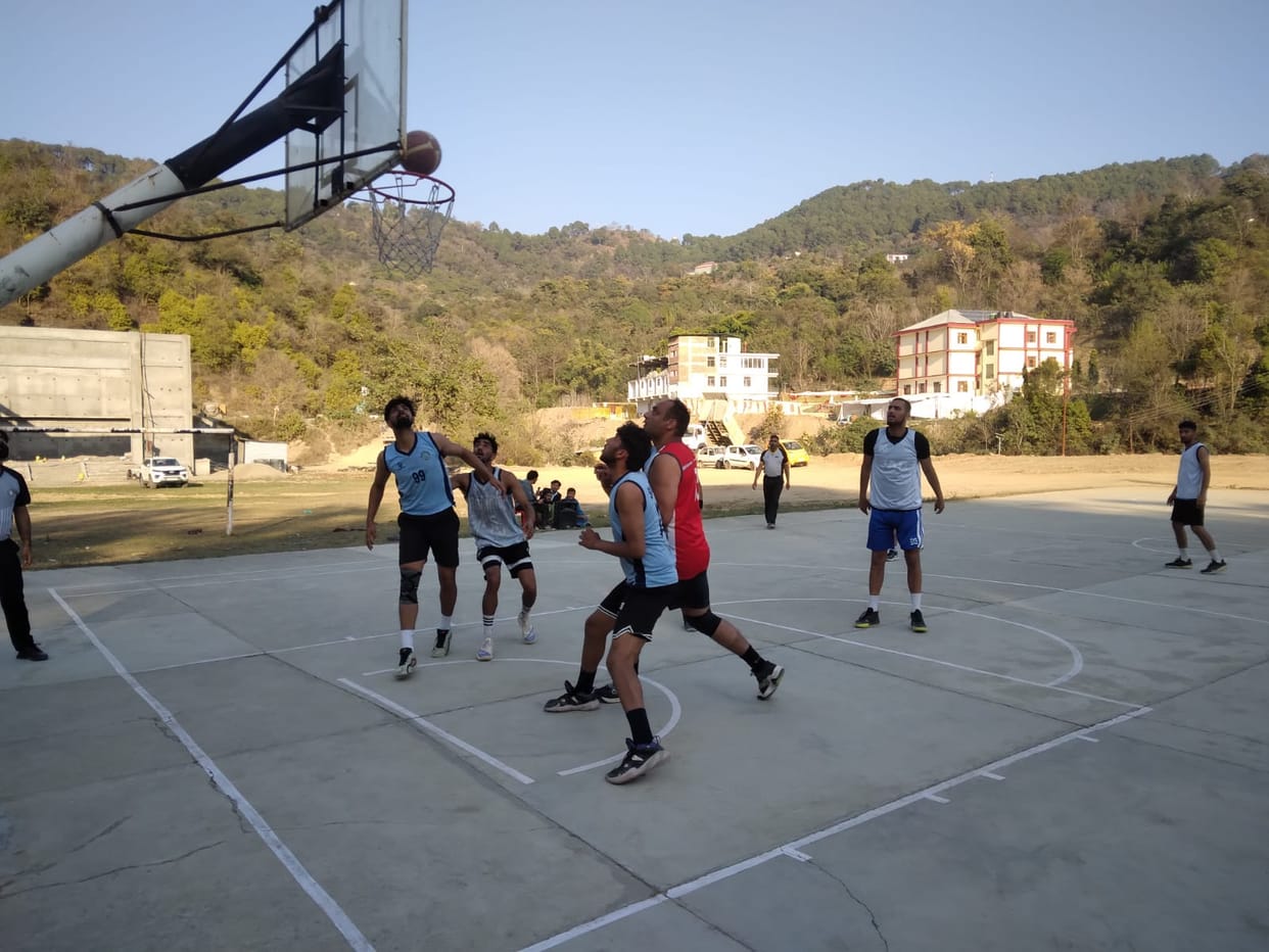 Sarkaghat won the trophy by defeating Kangra by a margin of 60-55.