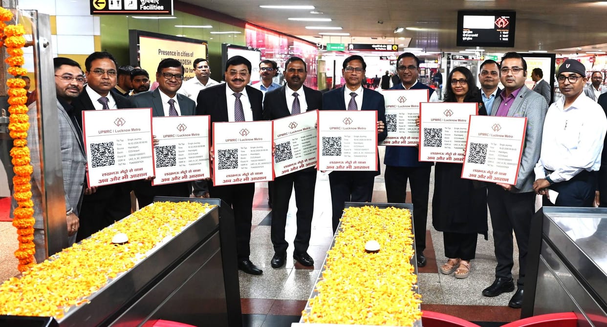 Scan the QR code and get your metro tickets from home.