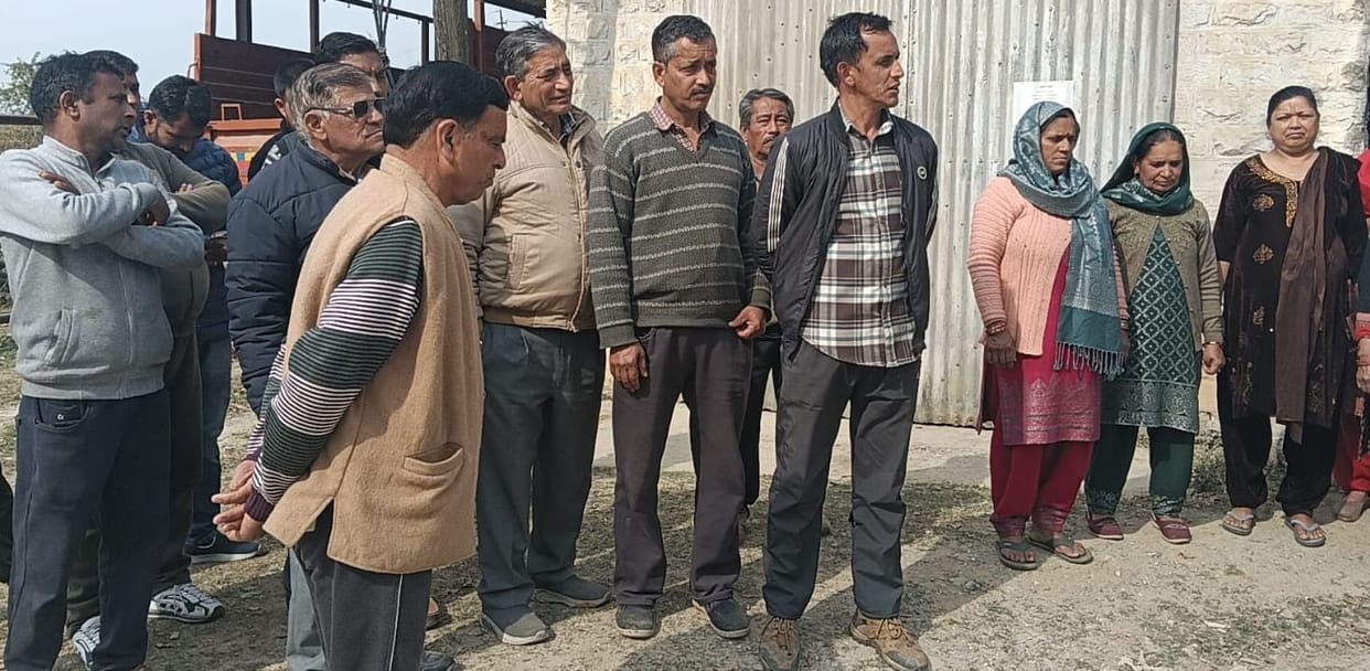 Demonstration against closure of Shanan sub post office