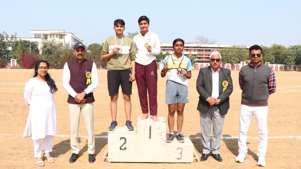 Khushi wins the 1500 meter race