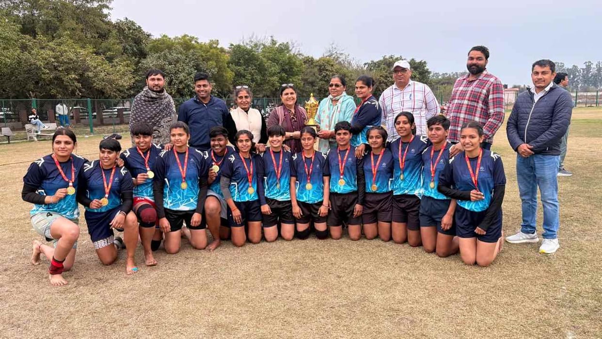 Winner of MKJKM Women's Inter College Circle Kabaddi Competition