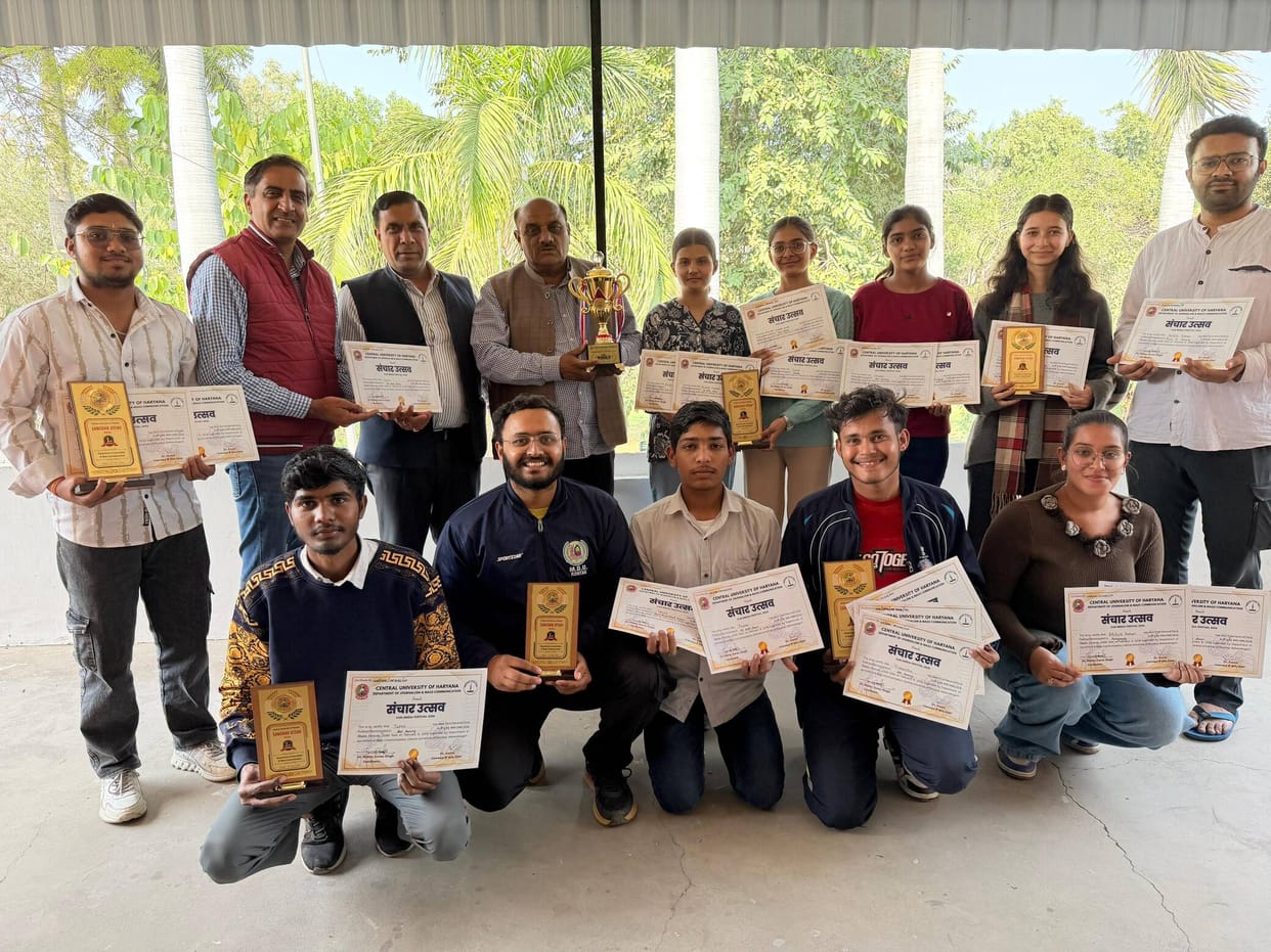 Jat College won the overall trophy in the Sanchar Utsav.