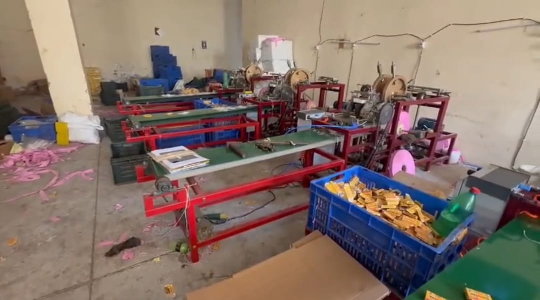 Illegal firecracker factory owner arrested, 4 policemen on duty