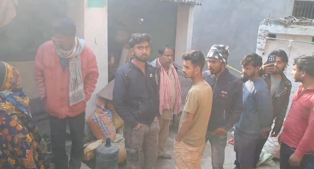 Muzaffarpur Bihar news :student gun shot dead after entering her home amidst the dj music