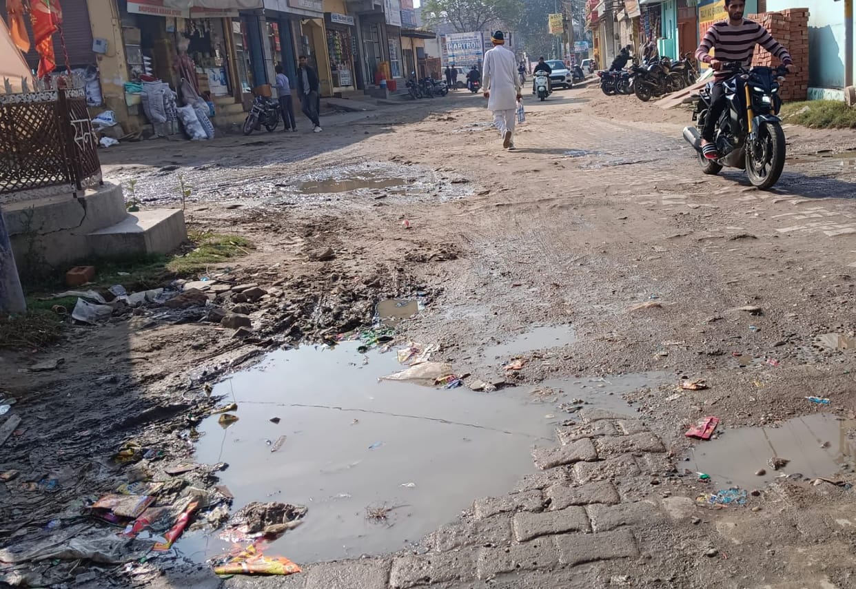 A road will be constructed from Jamalpur to Purani Sarai at a cost of Rs 56 lakh.