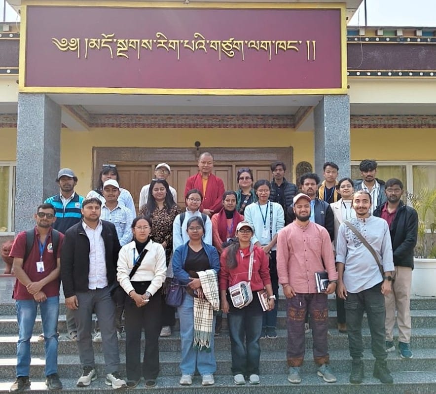 Students studied Tibetan heritage.