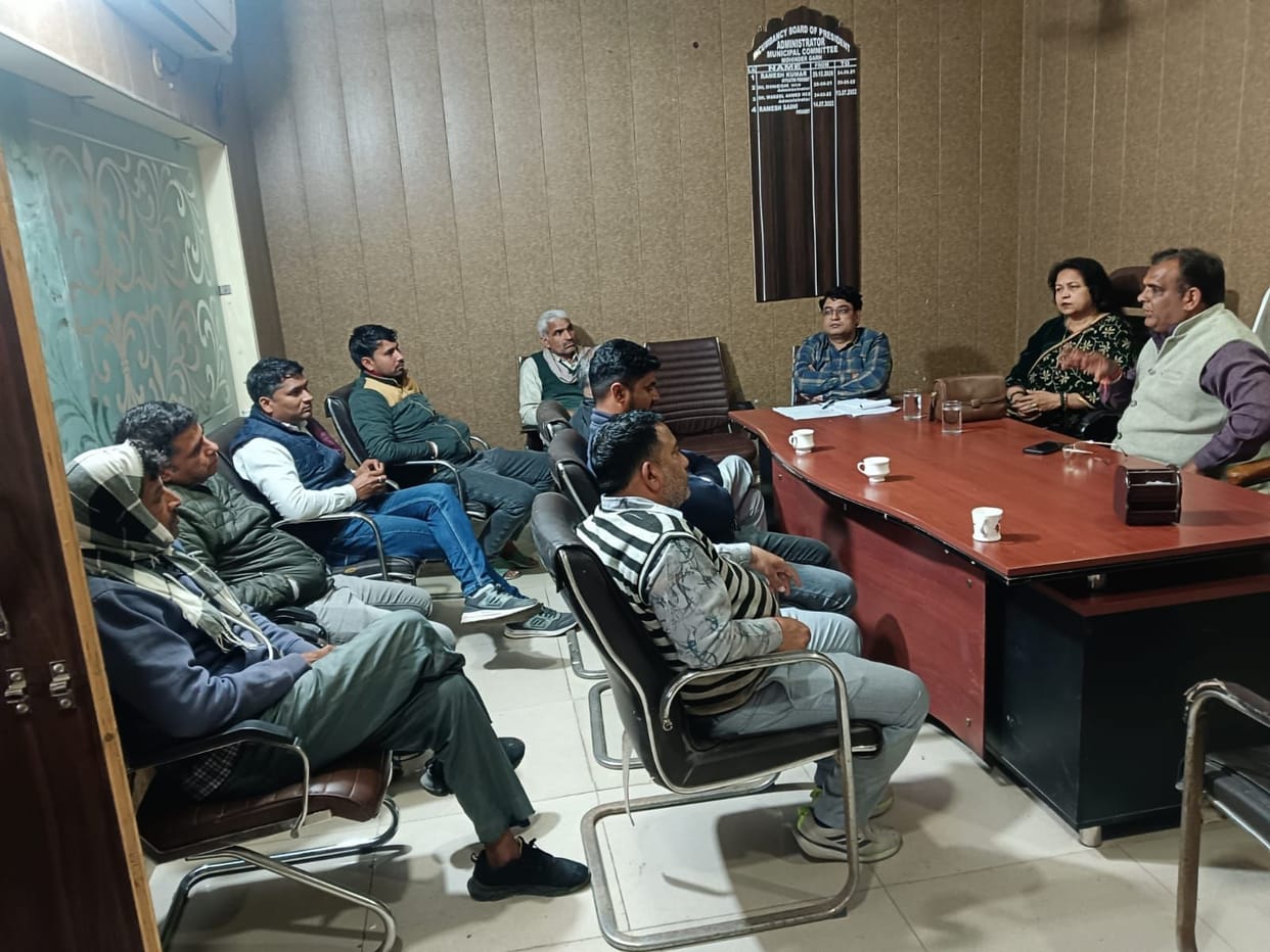 Orders for installation of notice boards at development sites