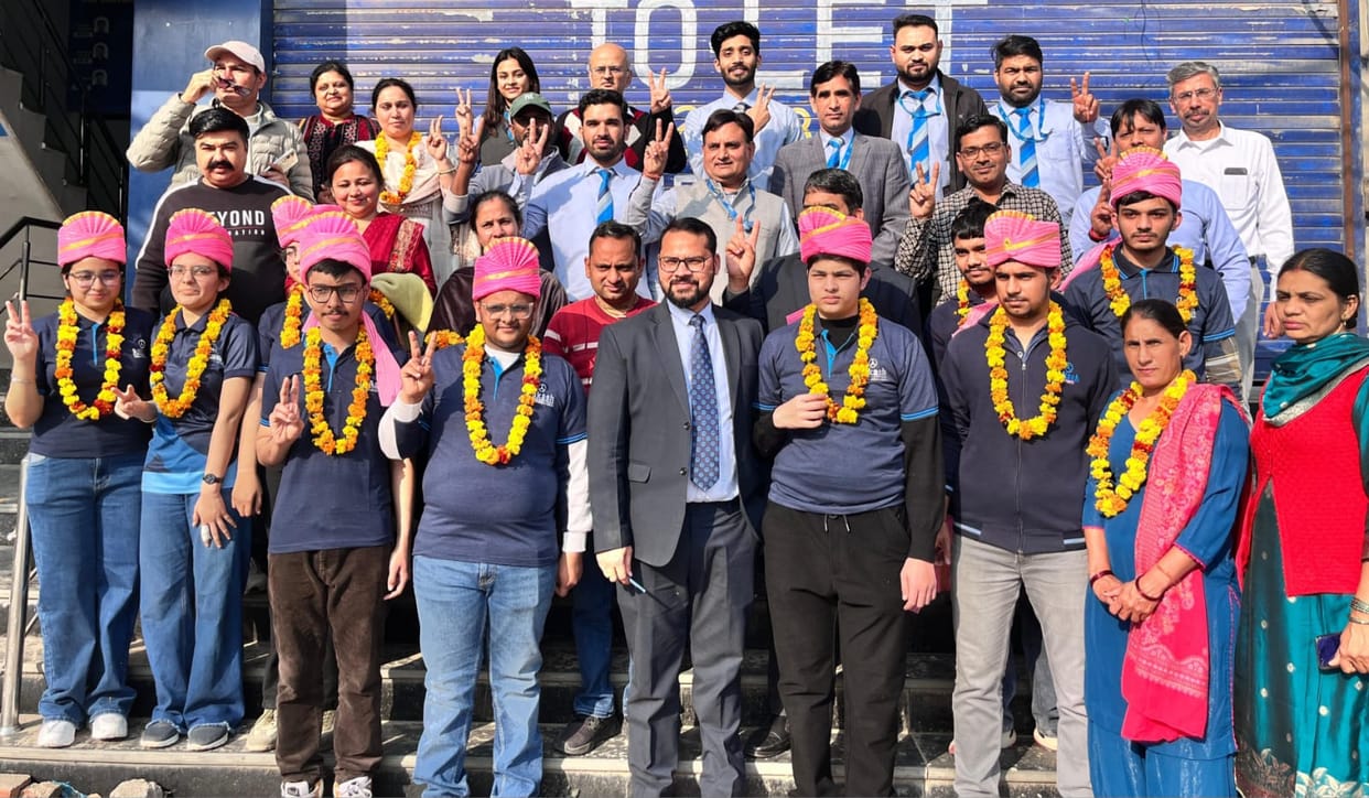 16 students made it to the JEE Mains.