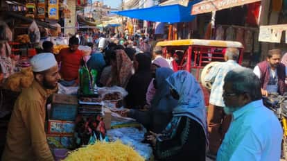 Ramadan: Delhi markets see increased footfall, preparations for Eid begin