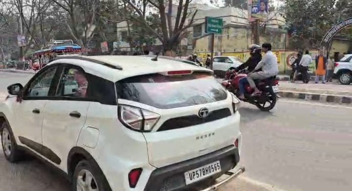 Negligence: DIOS office lapses, peon and clerk take away question paper and copy