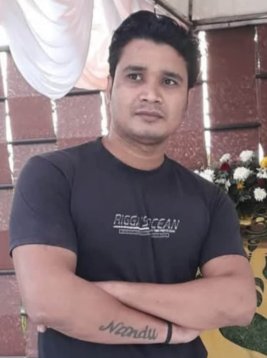 पेट्रोल डालकर युवक को जिंदा जलाया