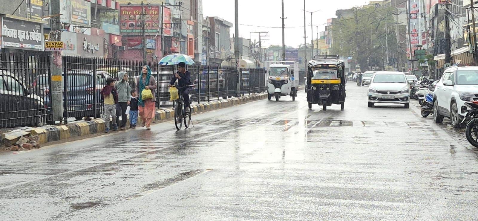 बारिश से राहत। सांकेतिक फोटो।