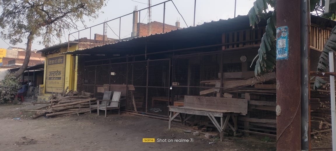 The house of fraudster Ashok is locked, his hideout is in Maheshpur, Nepal.
