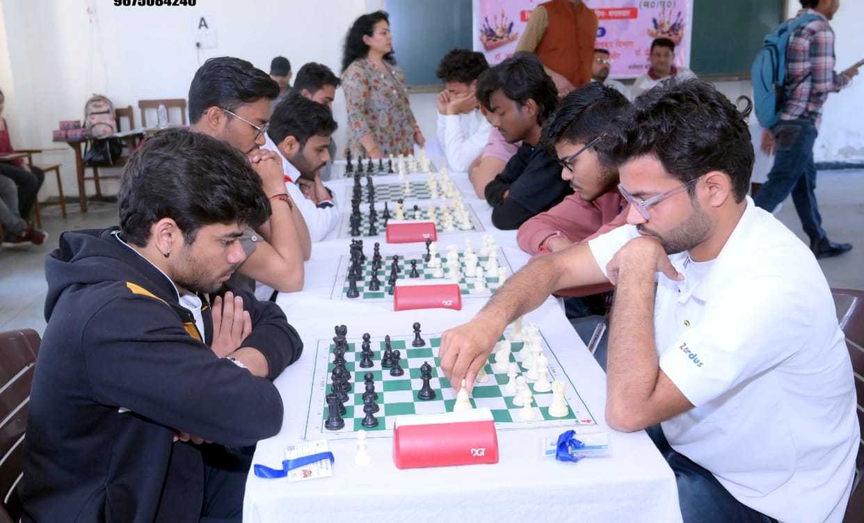 Brothers and sisters Sarvagya and Shreya became winners in chess.