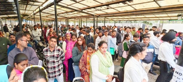 A total of 1,200 candidates, including those with BA, MA, and MCom degrees, appeared for the interview to become a peon.