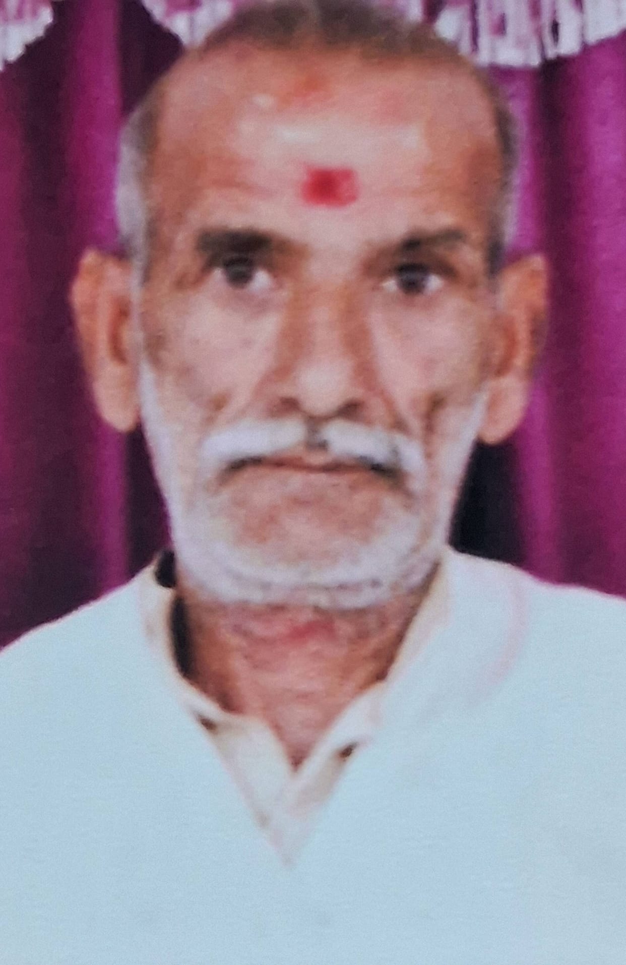 Elderly man who left home after a dispute committed suicide, body found in forest