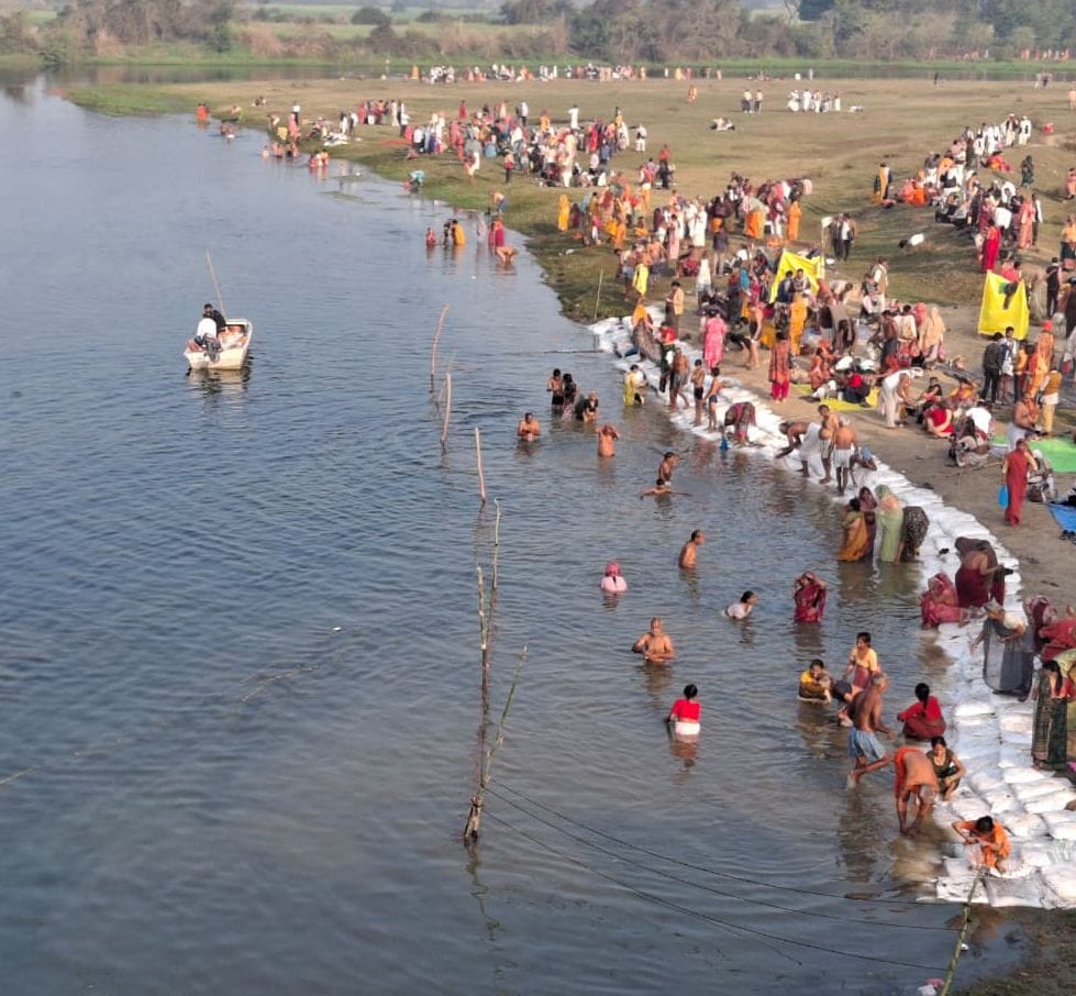 Amidst the chirping of birds, Ramadal came to Harraiya with the chanting of Sitaram.