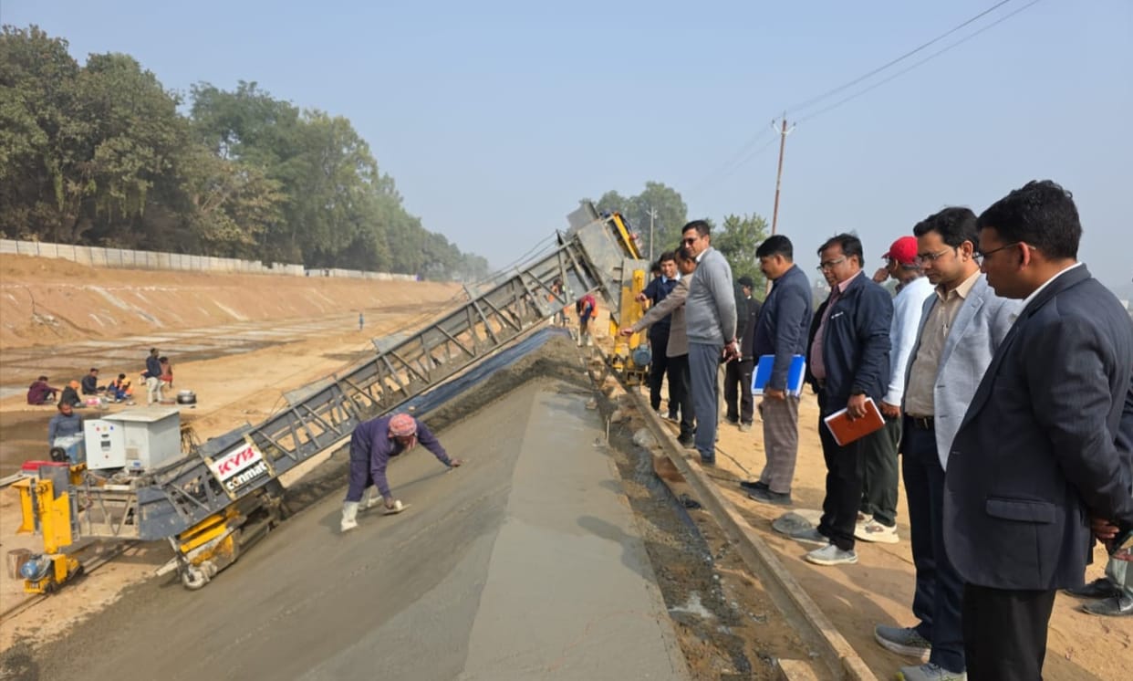 Officials inspected the quality of Ken-Betwa construction.