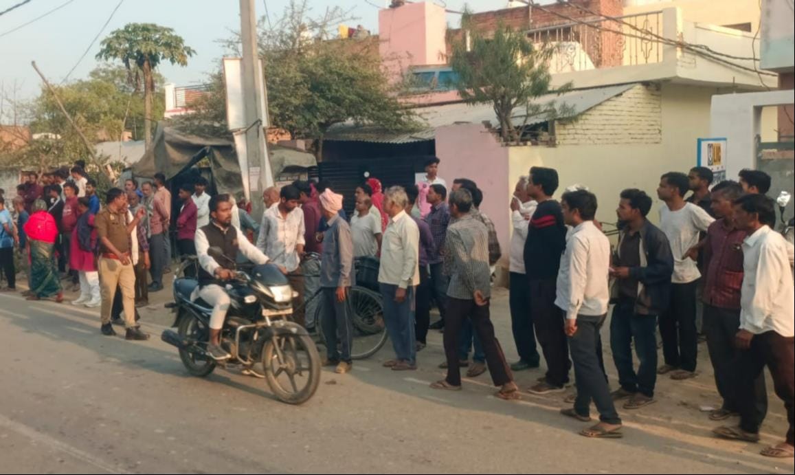 Tractor-trolley collides with bike, youth dies, uncle and nephew injured