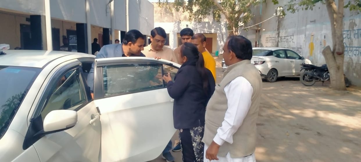 District Municipal Commissioner reviewed road construction, repair and sanitation arrangements.