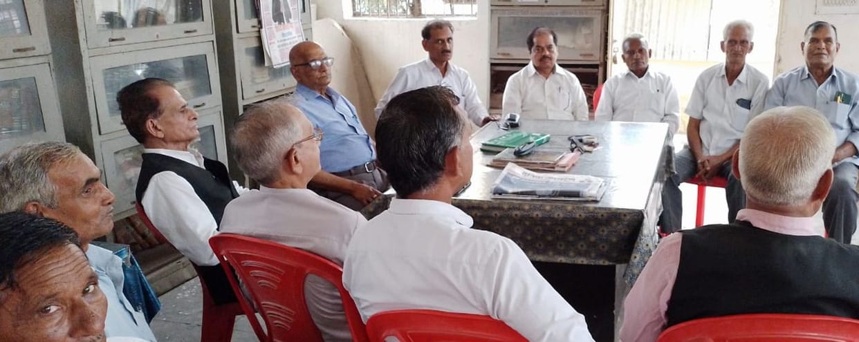 The strike of lawyers which was going on for 11 days in Sadar Tehsil ends.