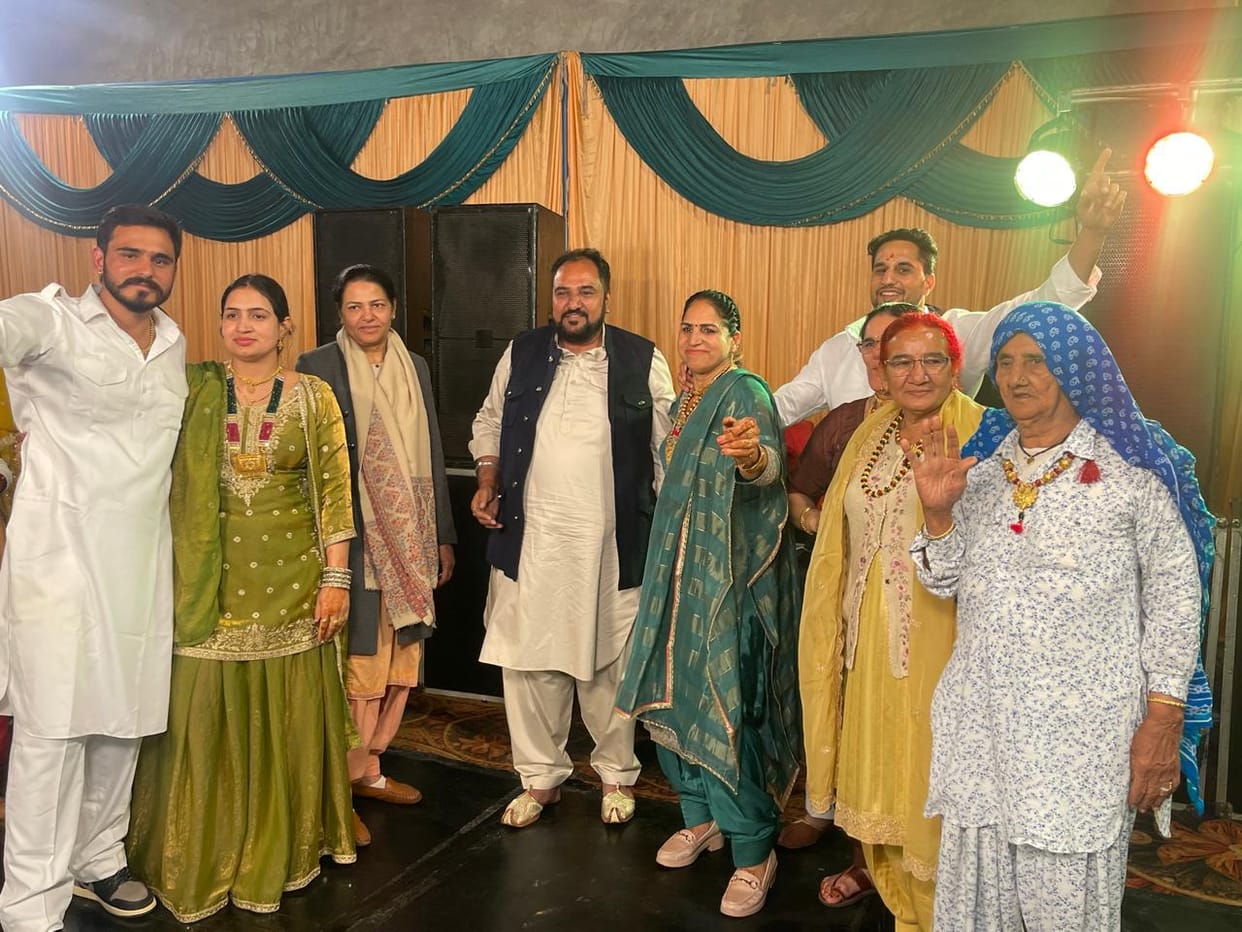 International boxer Naveen Bura's wedding celebrations, relatives groove to female music