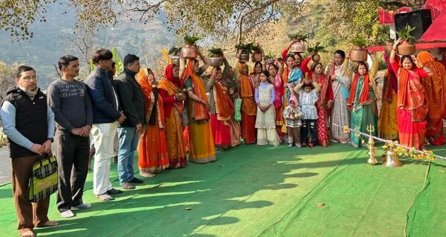 Kalash Yatra taken out in traditional attire