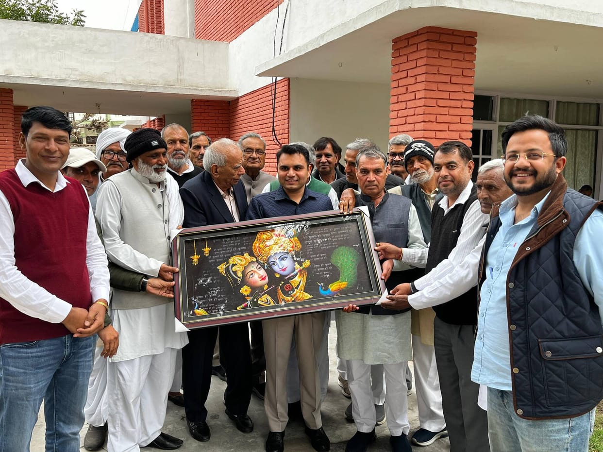 Budana's son Dr. Arun Chaudhary honored by Rakhi Barah Khap, received DGP Commendation Medal for outstanding services in Jammu and Kashmir