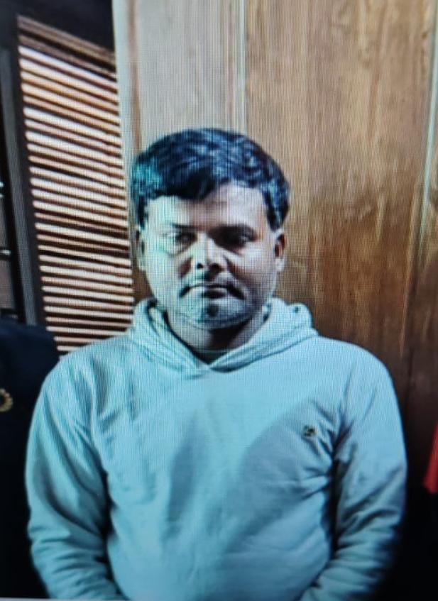 Accused of stealing and shooting at a puncher arrested