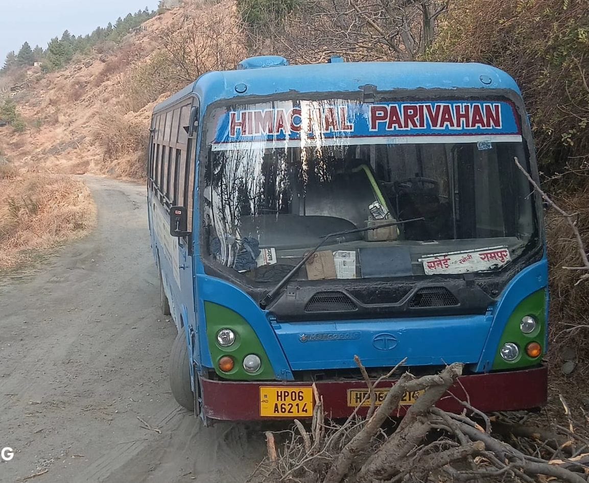 Bus broke down on Rampur-Sanei route