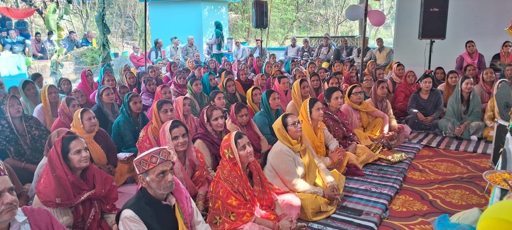 The message of devotion and dignity given in the Srimad Bhagwat Katha