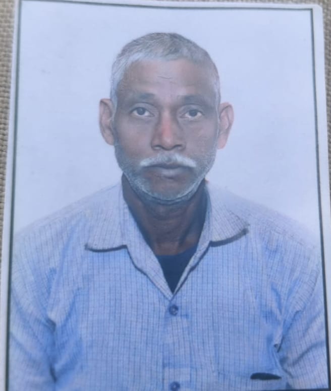 Mason falls after being hit by truck, dies after being crushed by tractor-trolley