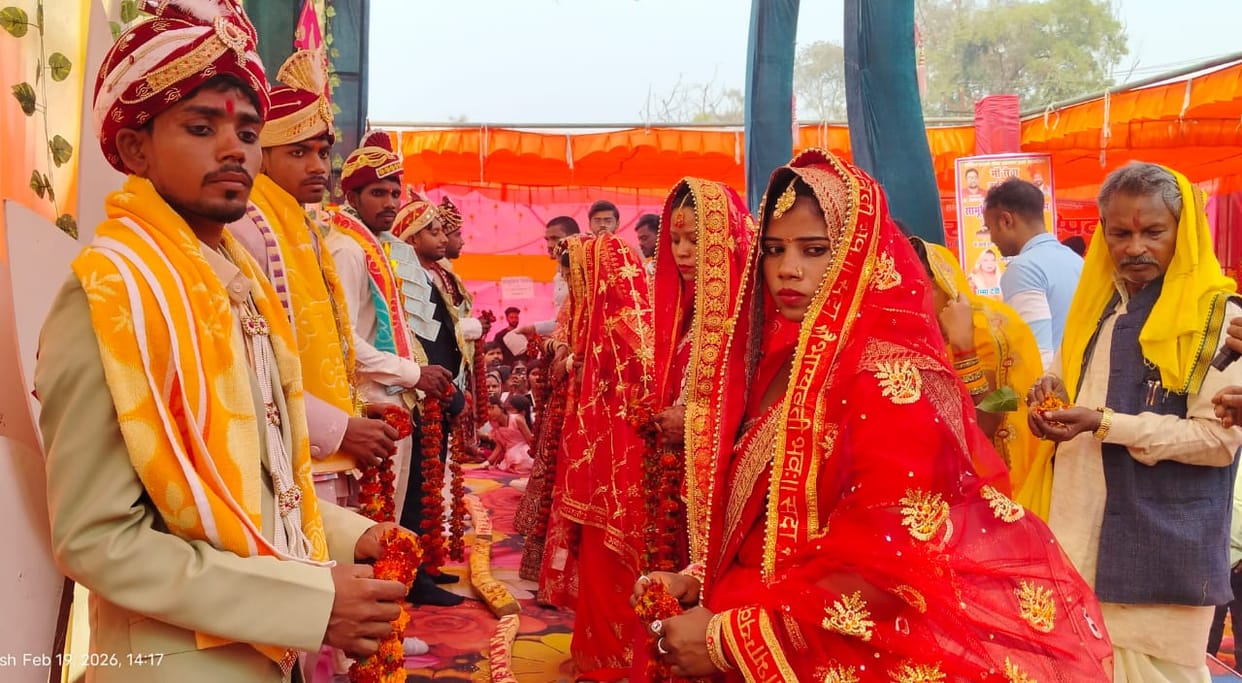 Five couples tied the knot in a mass wedding
