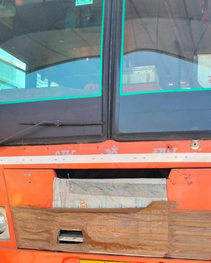 Buses that deliver to the destination are helpless