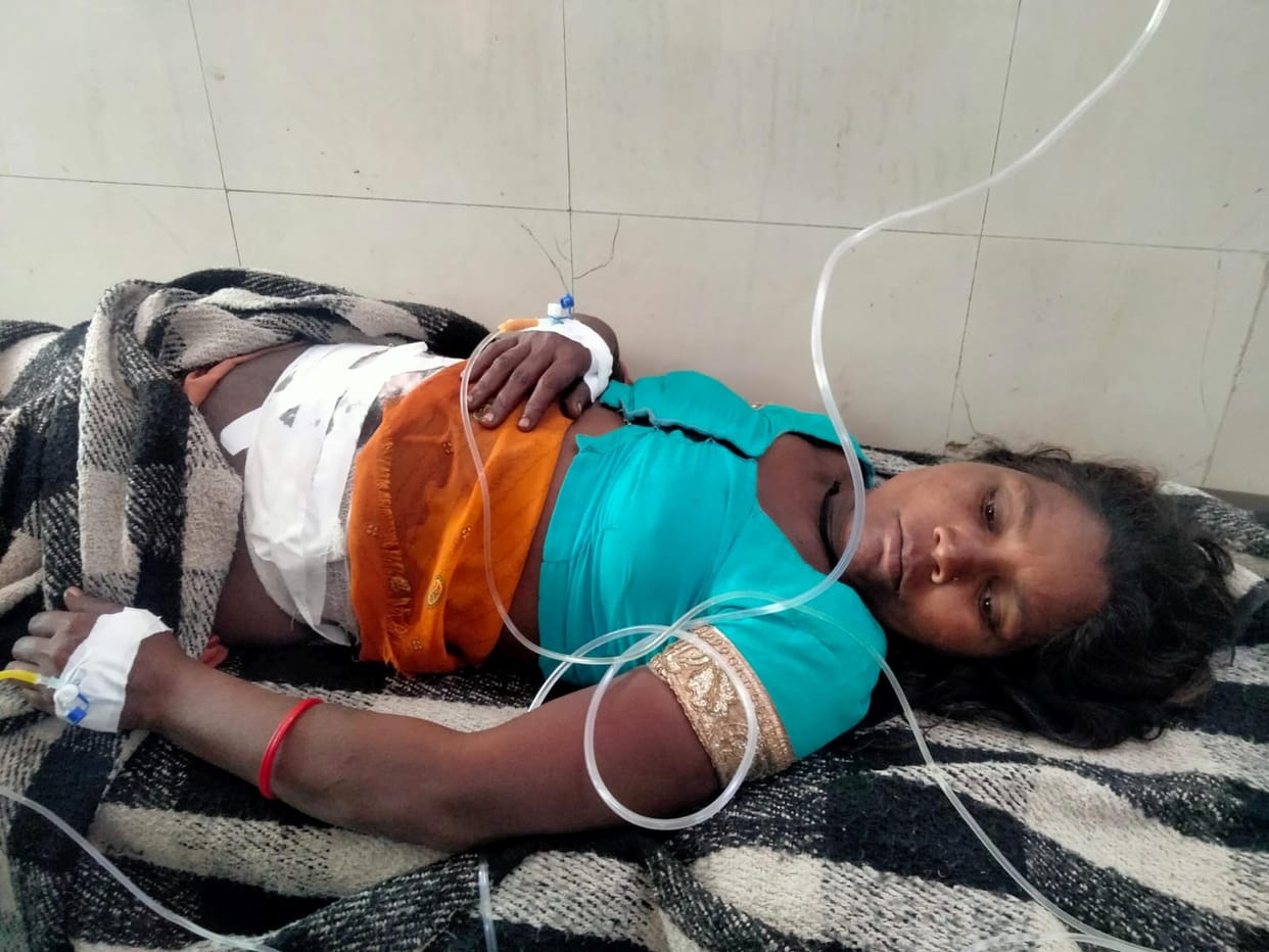 When labor pain increased, she made an incision on her stomach with a blade, serious