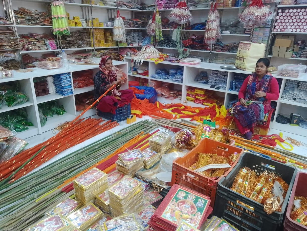 Khatu Dham fair is in full swing... flag business will reach up to Rs 3 crore.