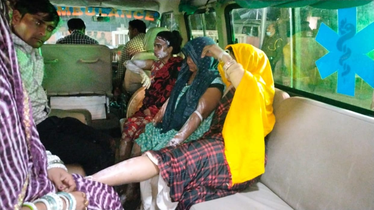 Cylinder caught fire, four people were burnt